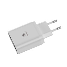 Сетевое зарядное устройство Baseus Mirror Travel Digital Display 3USB 3.4A Белый