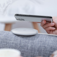 Беспроводное зарядное устройство Baseus Jelly с технологией Qi 15W 2A MAX Белый