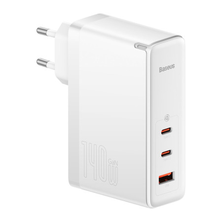 Сетевое зарядное устройство Baseus GaN5 Pro Fast Charger QC4.0+PD3.1 140W USB+2Type-C 5A + кабель Baseus Type-C to Type-C 240W 48V/5A 1м Белый