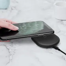 Бездротовий зарядний пристрій Baseus Cobble з технологією Qi 15W MAX Чорний